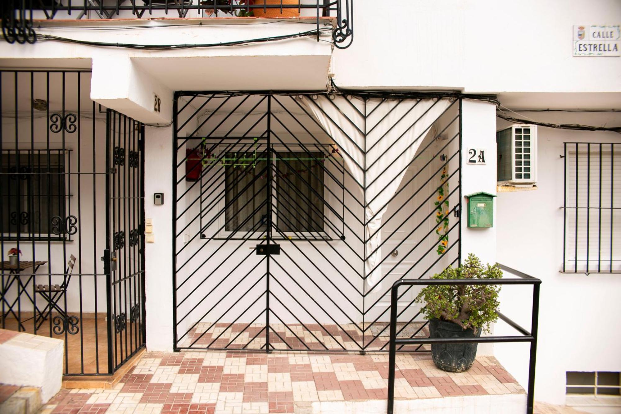 Apartamentos Riscos Torremolinos Luaran gambar